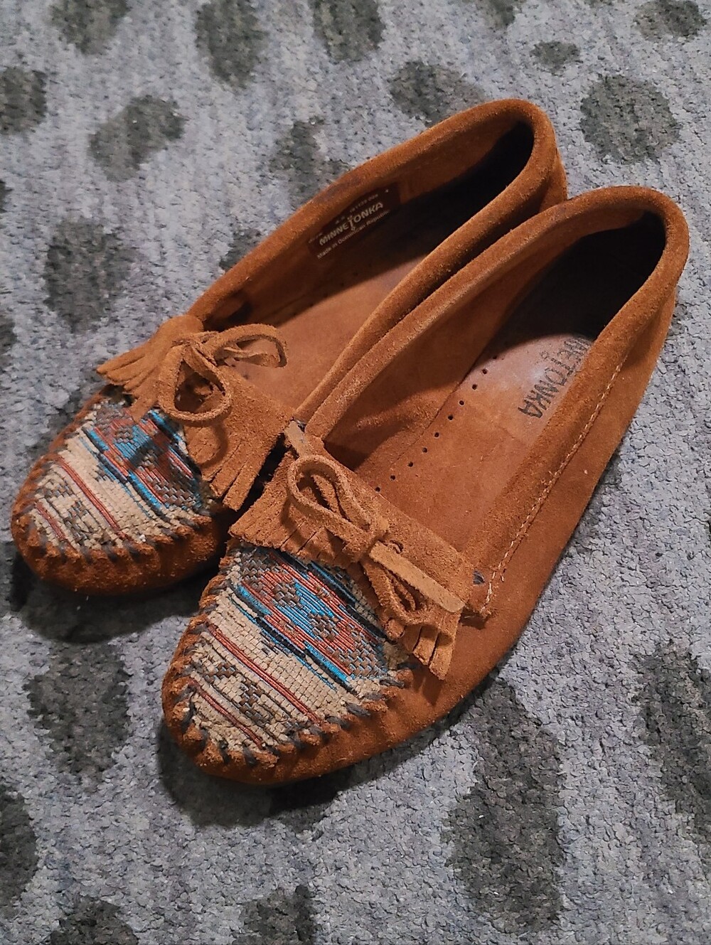 Minnetonka Suede Leather Moccasin Slippers sz 8.5